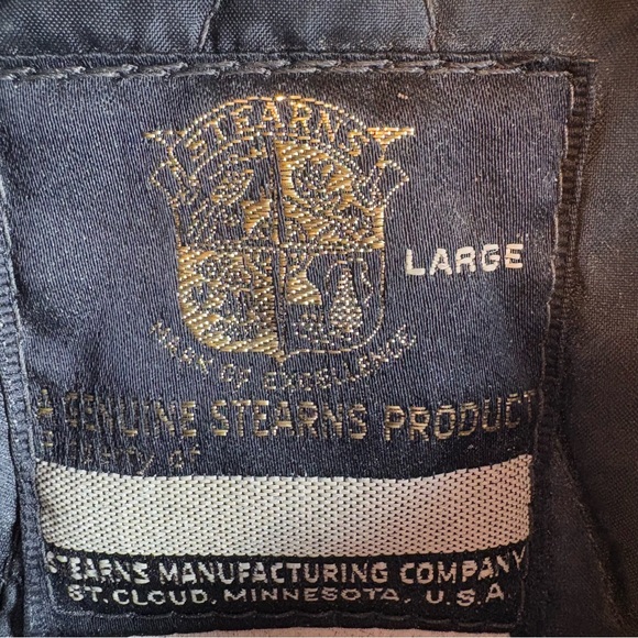 Stearns Bronze Ski & Snowboard Jacket with Shiny Water-Resistant Material - Picture 11 of 12